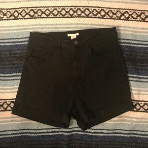 H&M high waisted black shorts